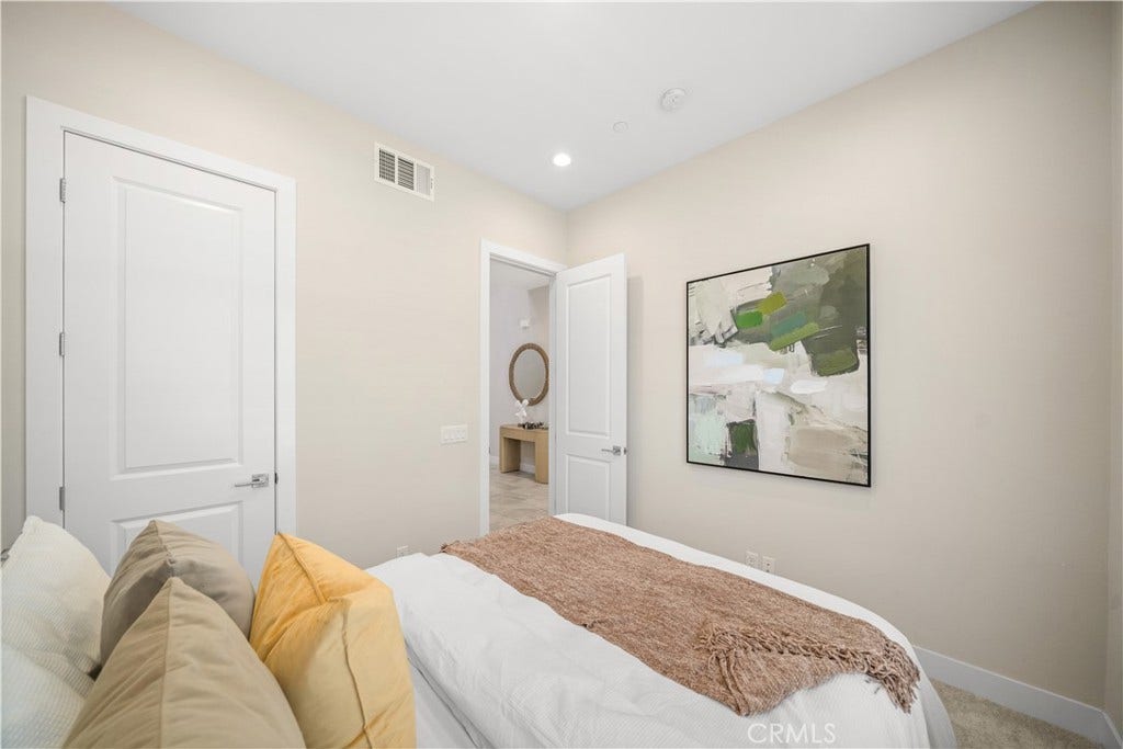 270 Burwood, Lake Forest, CA 92630 270 Burwood, Lake Forest, CA 92630