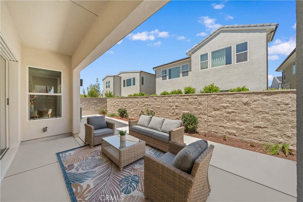 270 Burwood, Lake Forest, CA 92630 270 Burwood, Lake Forest, CA 92630