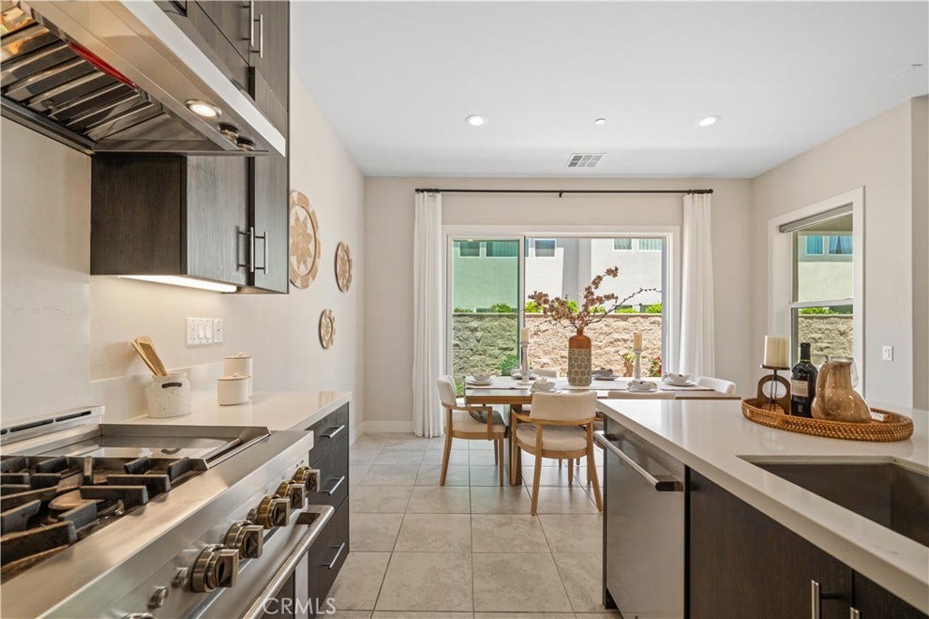 270 Burwood, Lake Forest, CA 92630 270 Burwood, Lake Forest, CA 92630