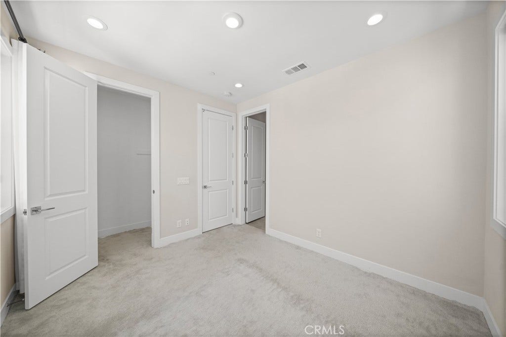 270 Burwood, Lake Forest, CA 92630 270 Burwood, Lake Forest, CA 92630
