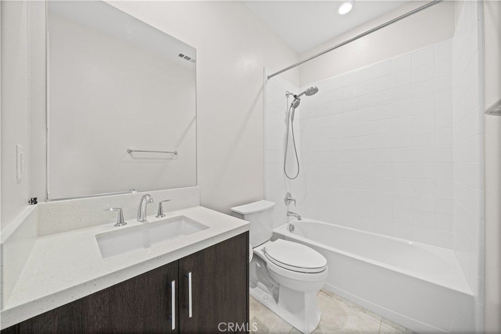270 Burwood, Lake Forest, CA 92630 270 Burwood, Lake Forest, CA 92630