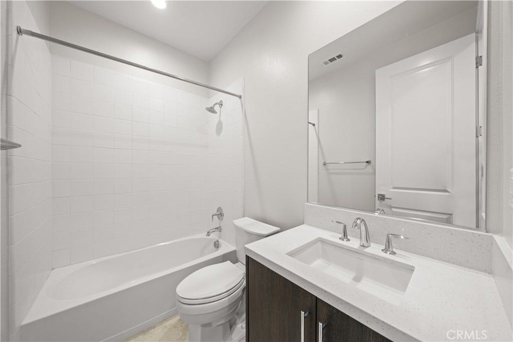 270 Burwood, Lake Forest, CA 92630 270 Burwood, Lake Forest, CA 92630