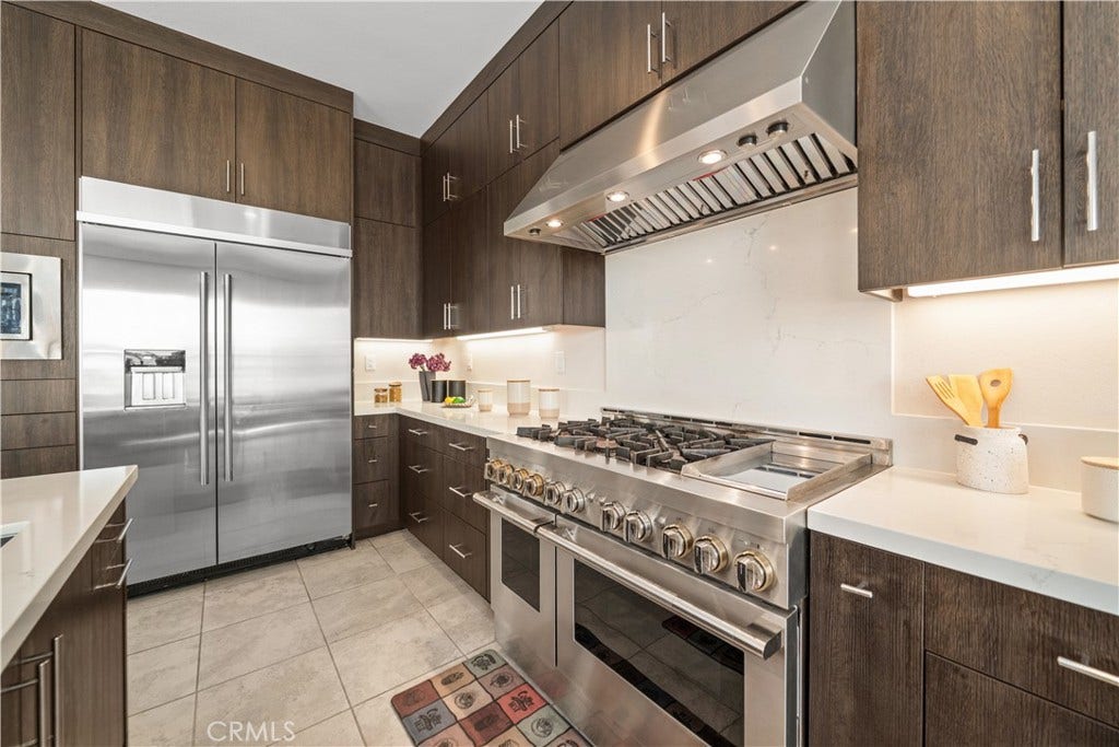 270 Burwood, Lake Forest, CA 92630 270 Burwood, Lake Forest, CA 92630