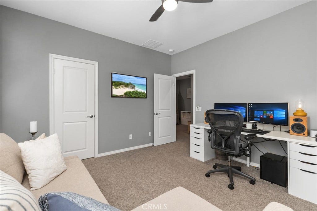 171 Natal, Rancho Mission Viejo, CA 92694 Office space /bedroom