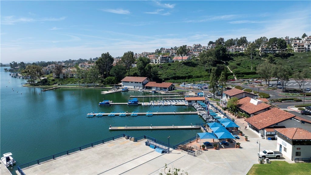 27871 Esporlas, Mission Viejo, CA 92692 27871 Esporlas, Mission Viejo, CA 92692