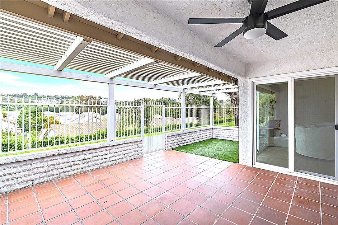 28212 VIA CERNUDA, Mission Viejo, CA 92692 28212 VIA CERNUDA, Mission Viejo, CA 92692