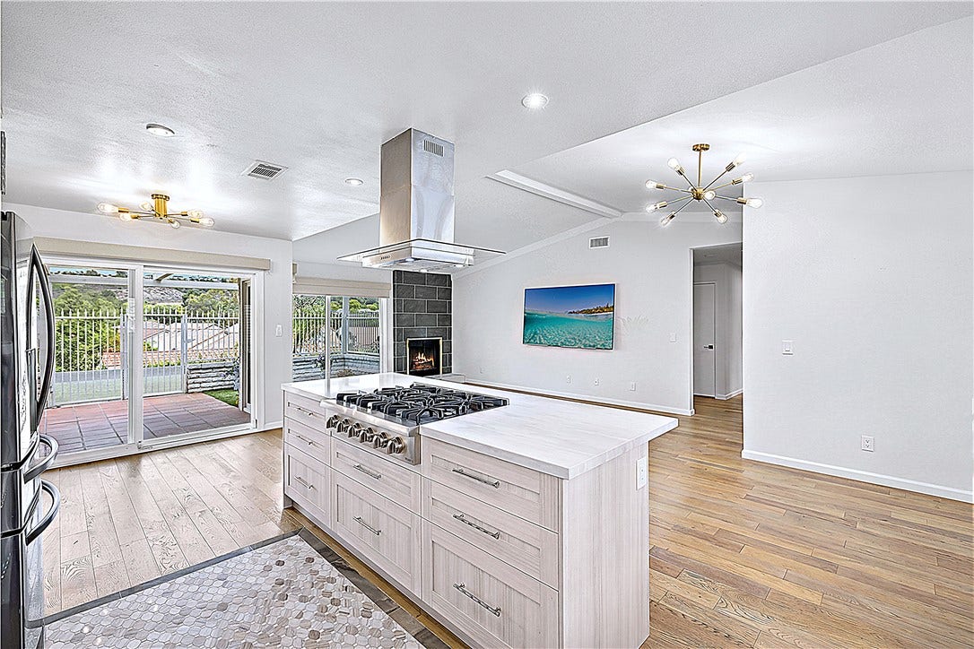 28212 VIA CERNUDA, Mission Viejo, CA 92692 28212 VIA CERNUDA, Mission Viejo, CA 92692