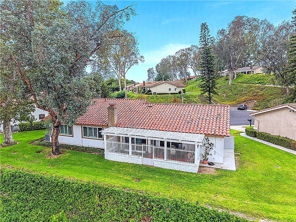 28212 VIA CERNUDA, Mission Viejo, CA 92692 28212 VIA CERNUDA, Mission Viejo, CA 92692