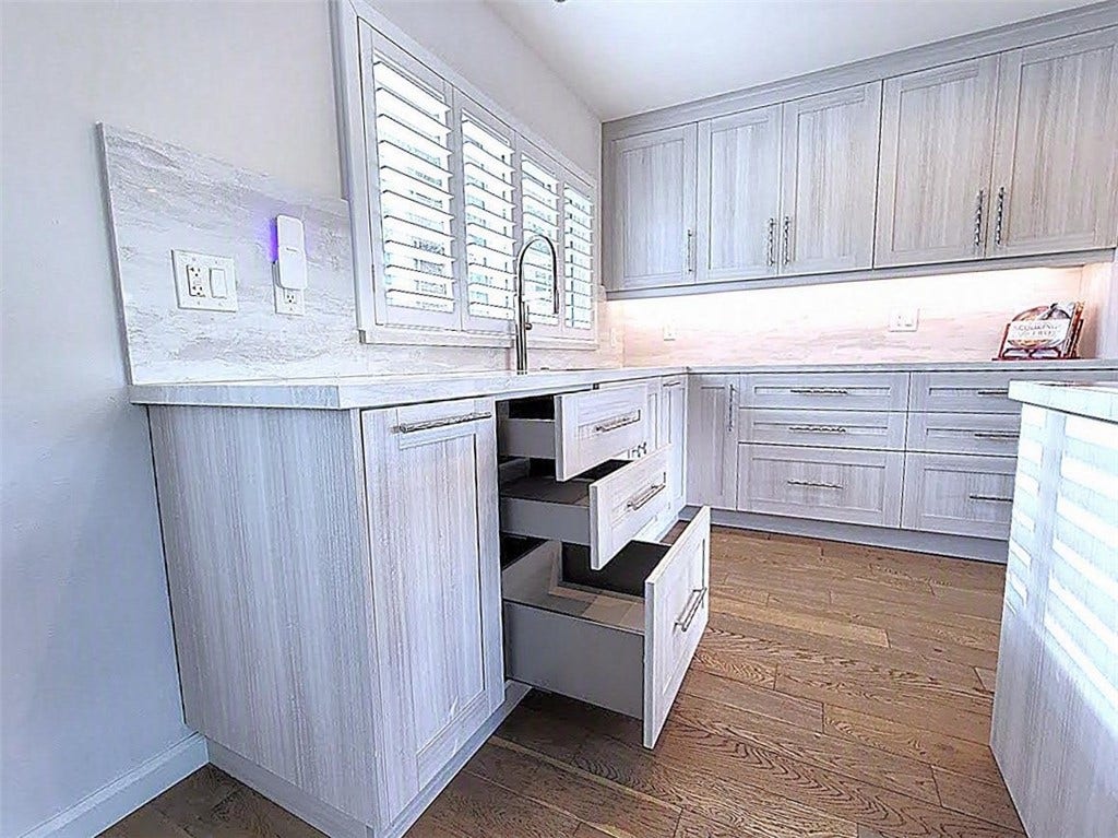 28212 VIA CERNUDA, Mission Viejo, CA 92692 28212 VIA CERNUDA, Mission Viejo, CA 92692