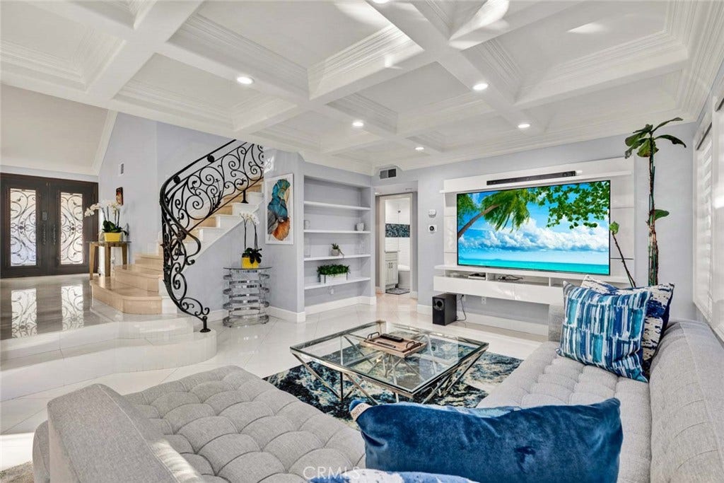 22582 Charwood Circle, Lake Forest, CA 92630 22582 Charwood Circle, Lake Forest, CA 92630