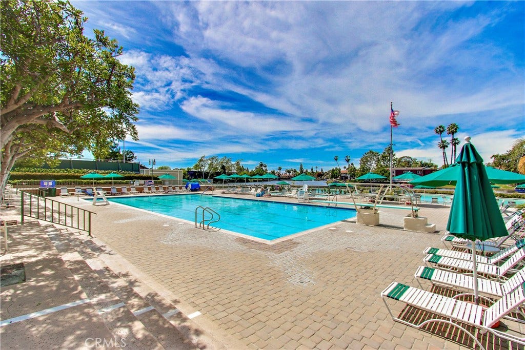 22582 Charwood Circle, Lake Forest, CA 92630 22582 Charwood Circle, Lake Forest, CA 92630