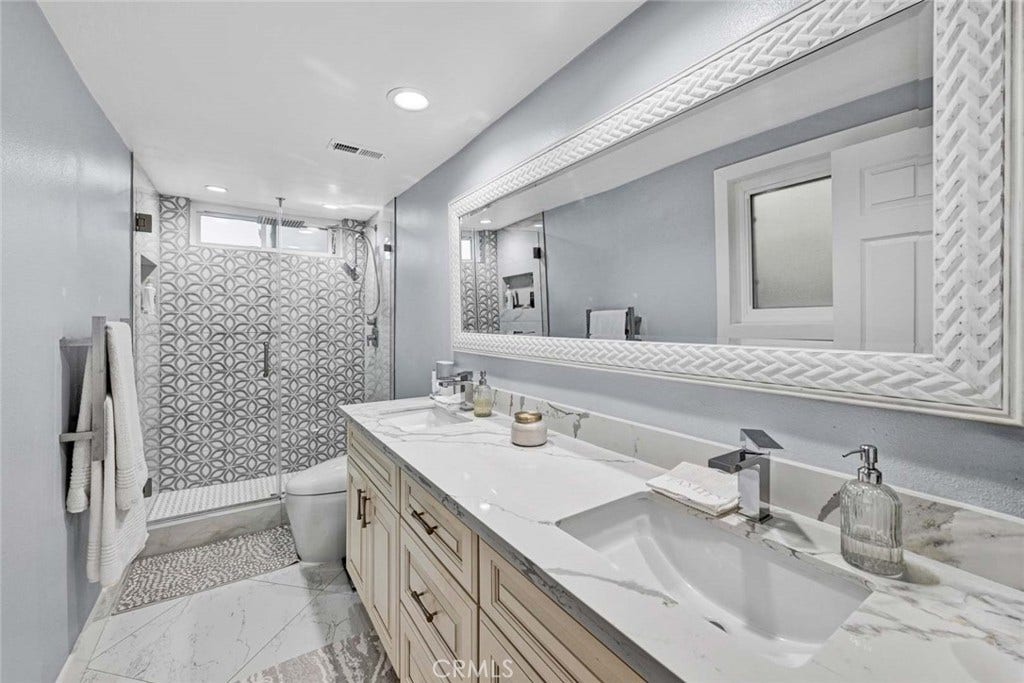 22582 Charwood Circle, Lake Forest, CA 92630 22582 Charwood Circle, Lake Forest, CA 92630