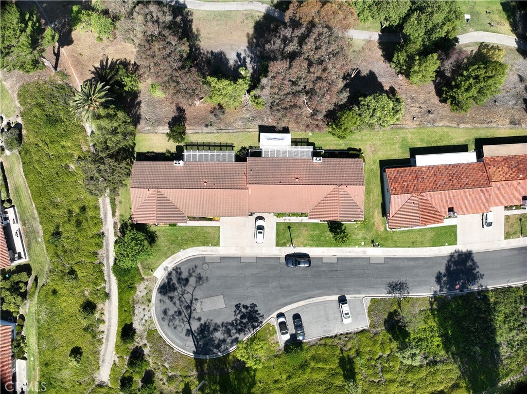 23531 Via Murillo, Mission Viejo, CA 92692 23531 Via Murillo, Mission Viejo, CA 92692