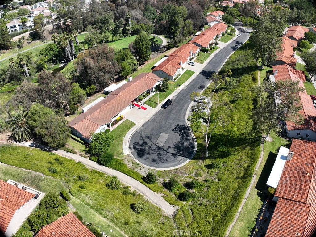 23531 Via Murillo, Mission Viejo, CA 92692 23531 Via Murillo, Mission Viejo, CA 92692