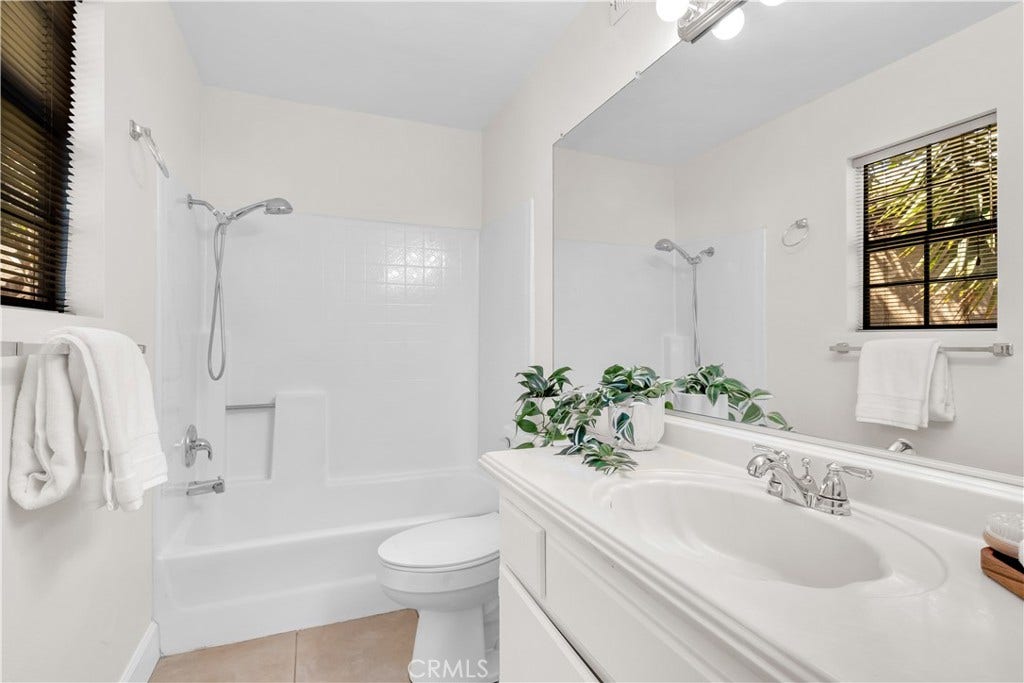 1048 Calle Del Cerro, #501, San Clemente, CA 92672 1048 Calle Del Cerro, #501, San Clemente, CA 92672