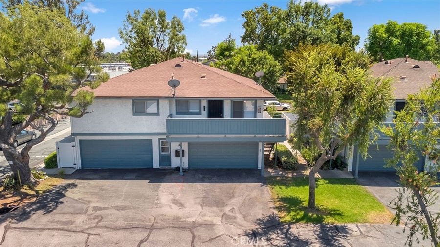 Property photo for 865 W 13th St, #4, Azusa, CA