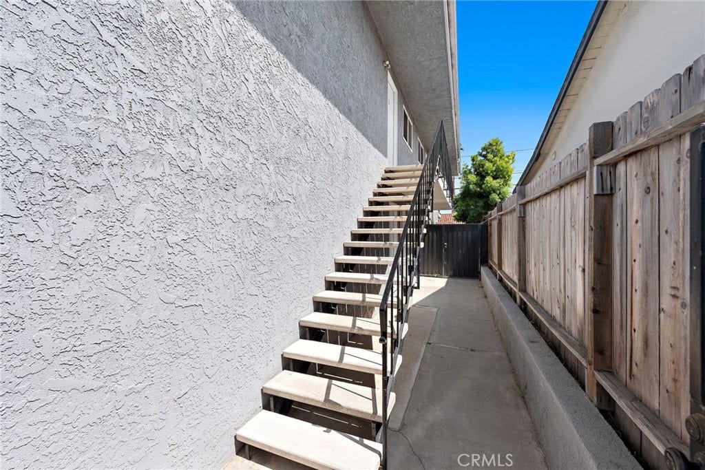 129 Avenida Serra, San Clemente, CA 92672 129 Avenida Serra, San Clemente, CA 92672