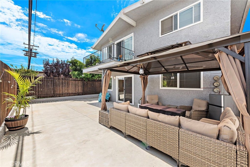 129 Avenida Serra, San Clemente, CA 92672 Unit 1 - 3bd/1.5ba