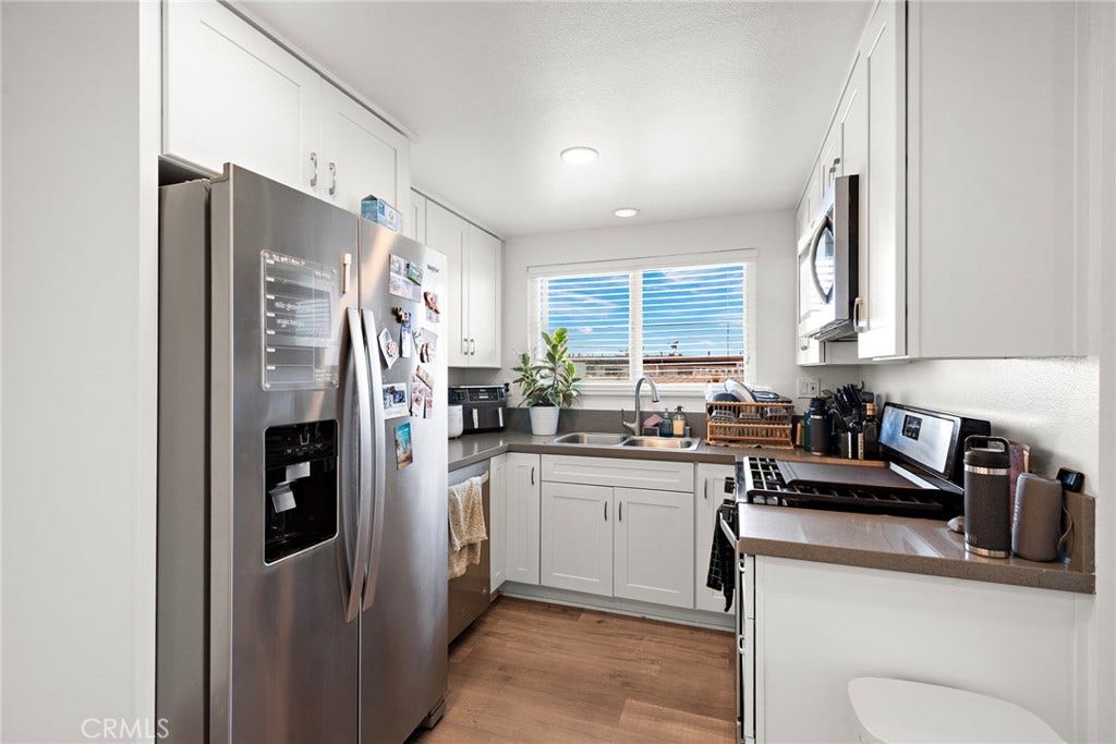 129 Avenida Serra, San Clemente, CA 92672 Unit 3 - 2bd/1ba