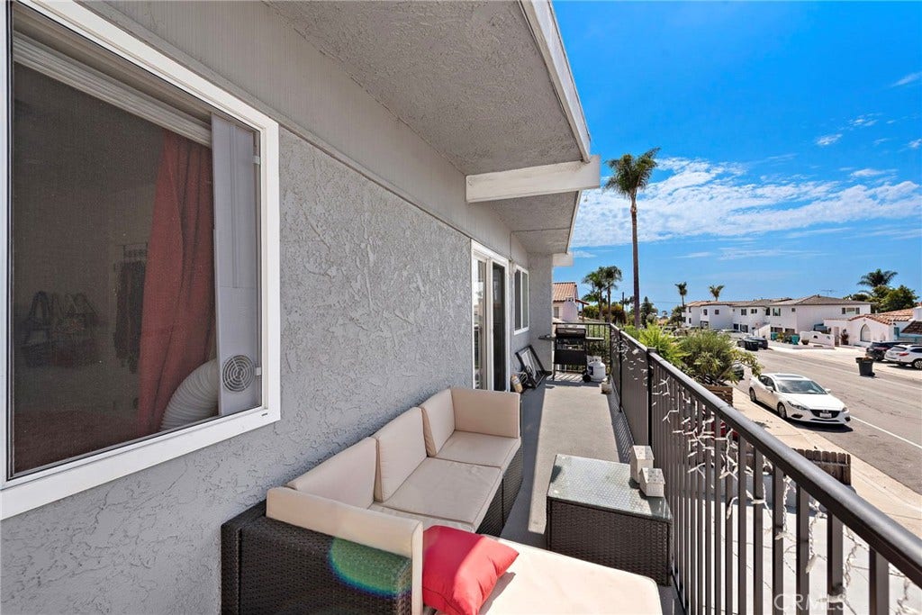 129 Avenida Serra, San Clemente, CA 92672 Unit 3 - 2bd/1ba