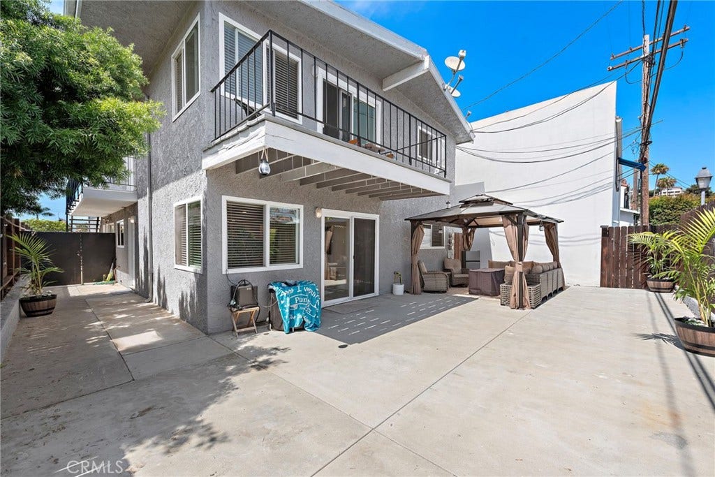 129 Avenida Serra, San Clemente, CA 92672 Unit 1 - 3bd/1.5ba