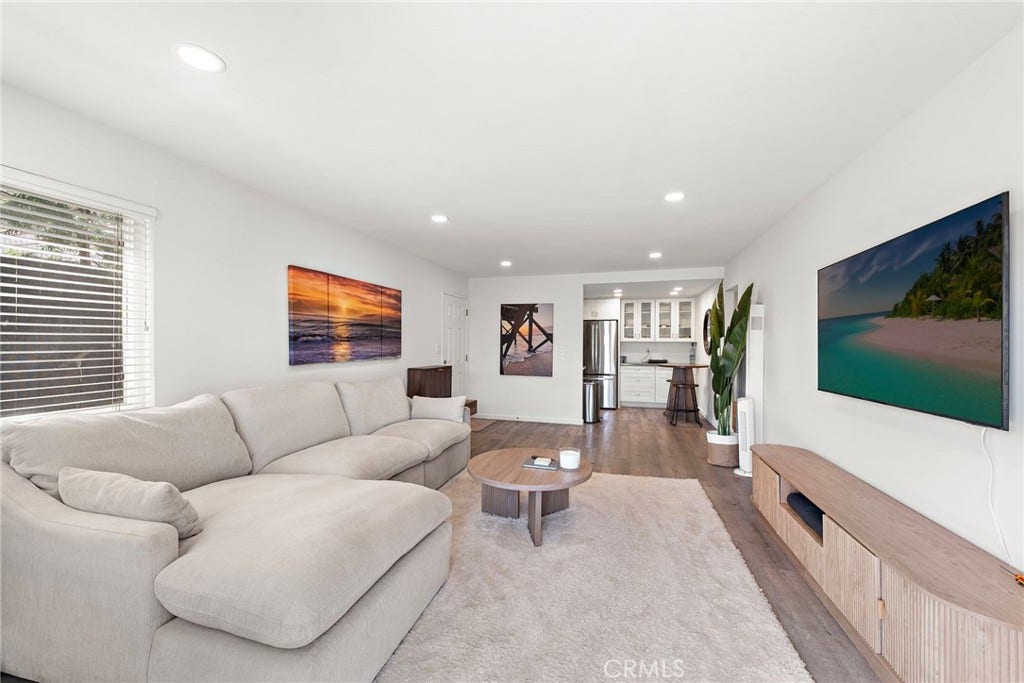 129 Avenida Serra, San Clemente, CA 92672 Unit 1 - 3bd/1.5ba