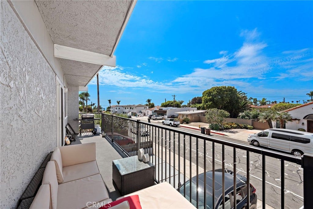 129 Avenida Serra, San Clemente, CA 92672 Unit 3 - 2bd/1ba