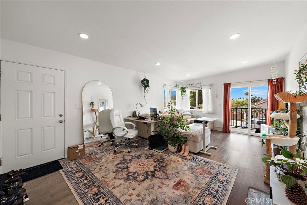 129 Avenida Serra, San Clemente, CA 92672 Unit 3 - 2bd/1ba