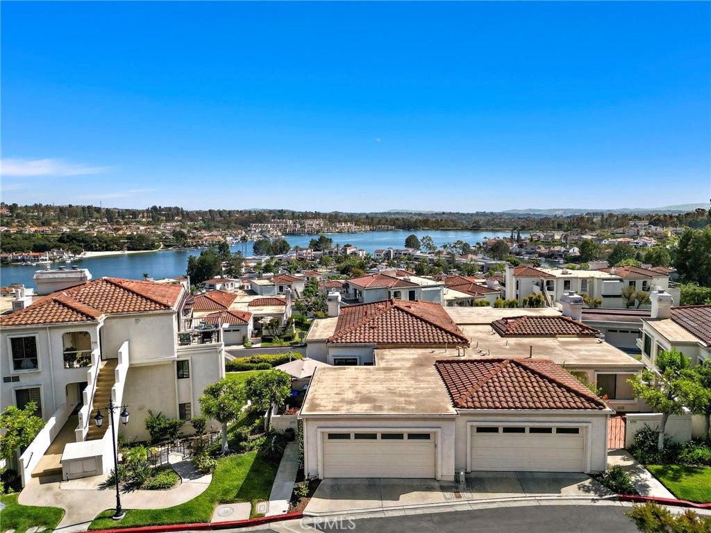 27776 Deya, Mission Viejo, CA 92692 27776 Deya, Mission Viejo, CA 92692