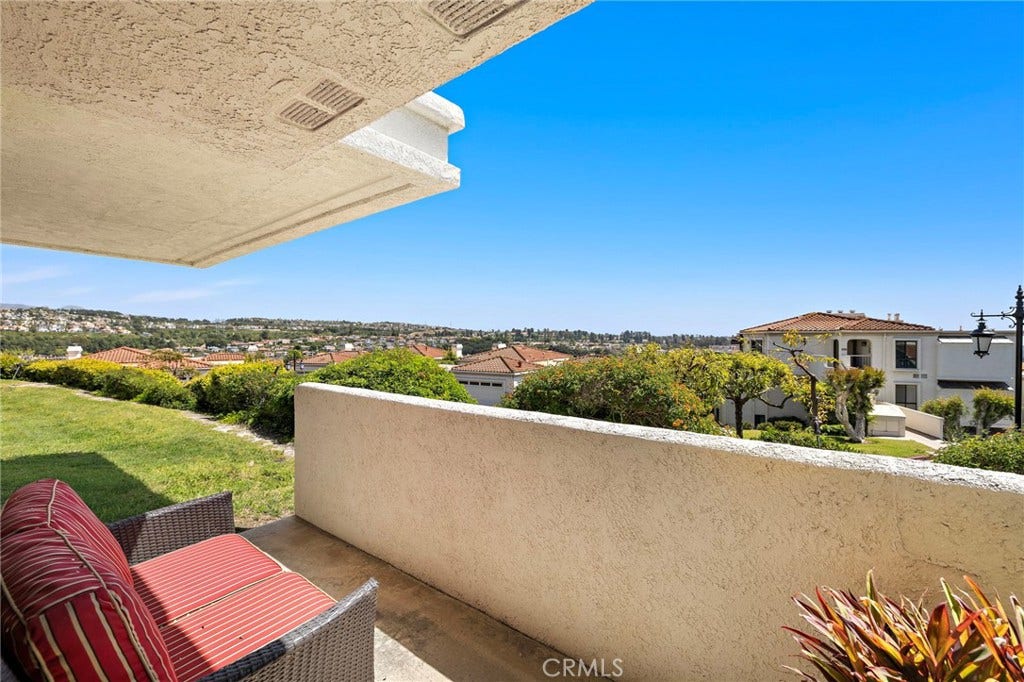 27776 Deya, Mission Viejo, CA 92692 27776 Deya, Mission Viejo, CA 92692