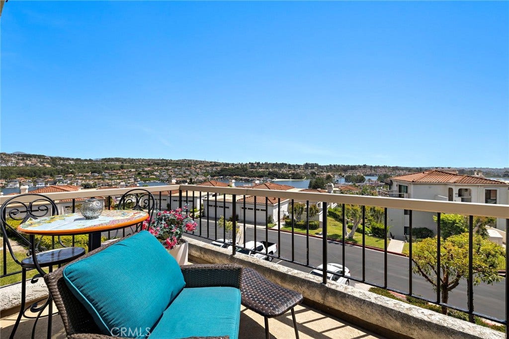 27776 Deya, Mission Viejo, CA 92692 27776 Deya, Mission Viejo, CA 92692