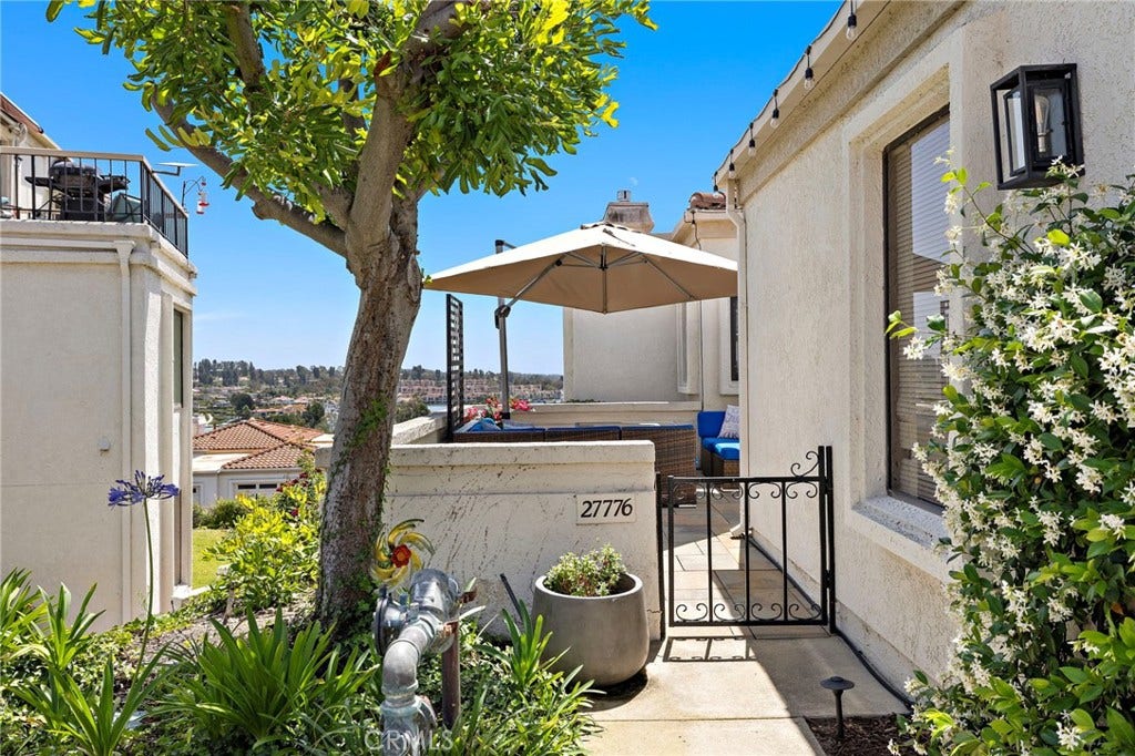 27776 Deya, Mission Viejo, CA 92692 27776 Deya, Mission Viejo, CA 92692