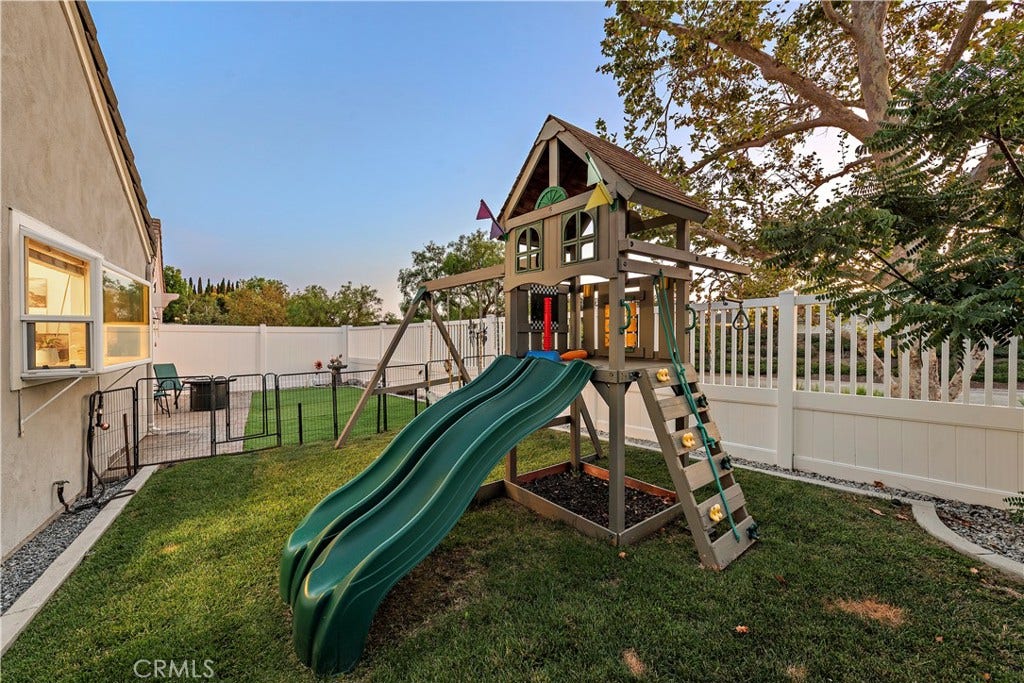 21 Misty Creek, Laguna Hills, CA 92653 21 Misty Creek, Laguna Hills, CA 92653