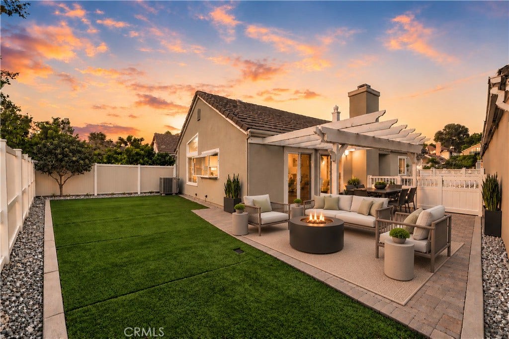21 Misty Creek, Laguna Hills, CA 92653 Virtually Staged