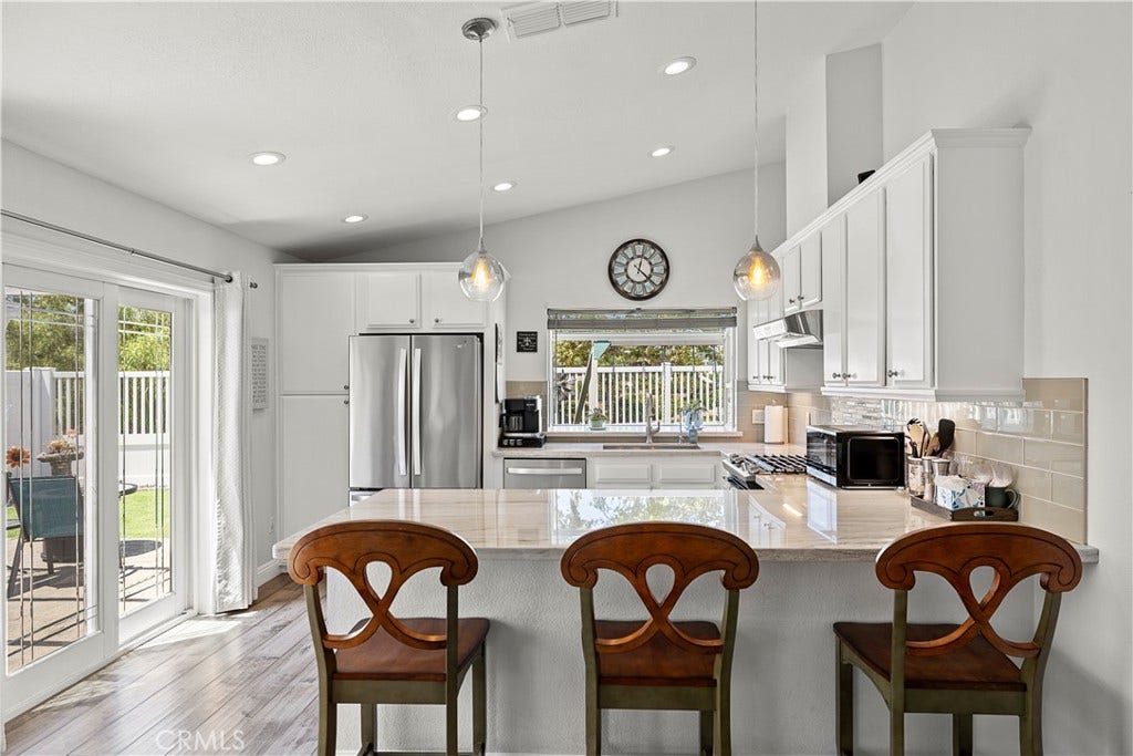 21 Misty Creek, Laguna Hills, CA 92653 21 Misty Creek, Laguna Hills, CA 92653