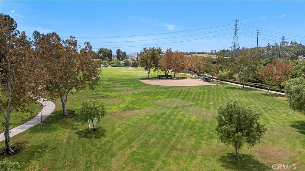 21 Misty Creek, Laguna Hills, CA 92653 21 Misty Creek, Laguna Hills, CA 92653