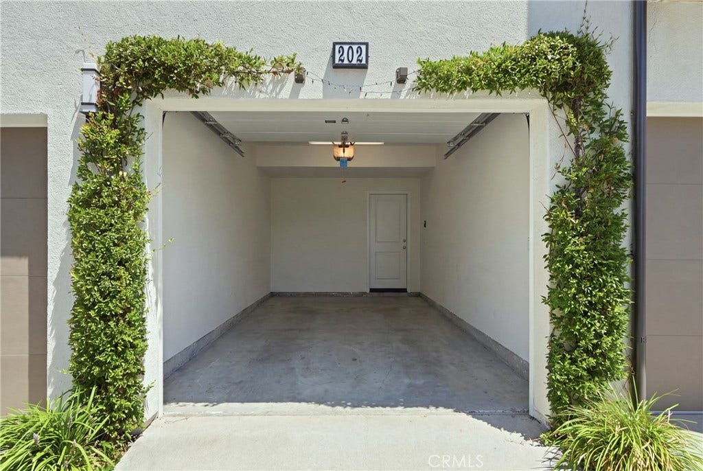 attached one car garage