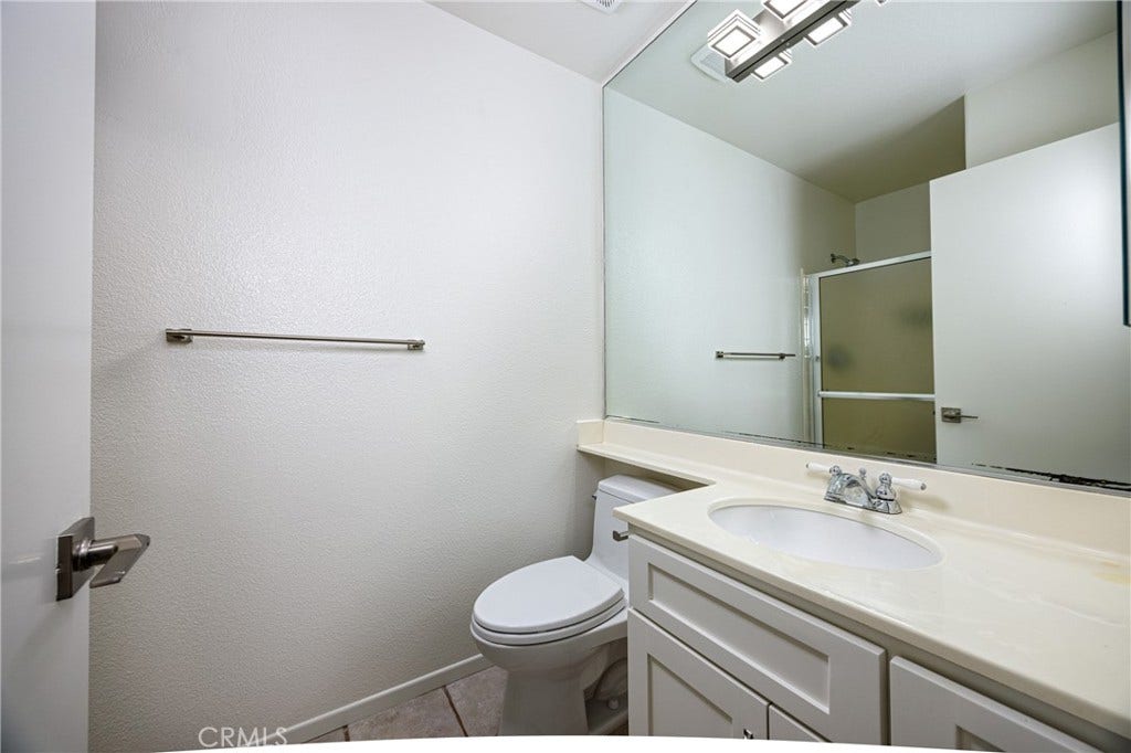 28392 Klondike Drive, Lake Forest, CA 92679 Main floor 3/4 bathroom (shower, toilet, sink).