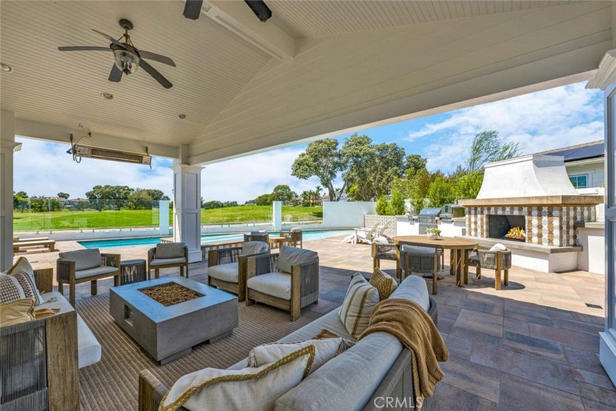 Property photo for 19581 Summer Breeze, Huntington Beach, CA