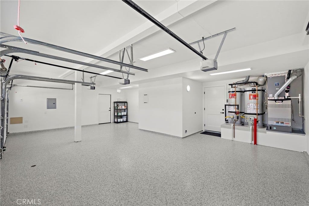 22661 Sweetmeadow, Mission Viejo, CA 92692 Epoxy finished garage