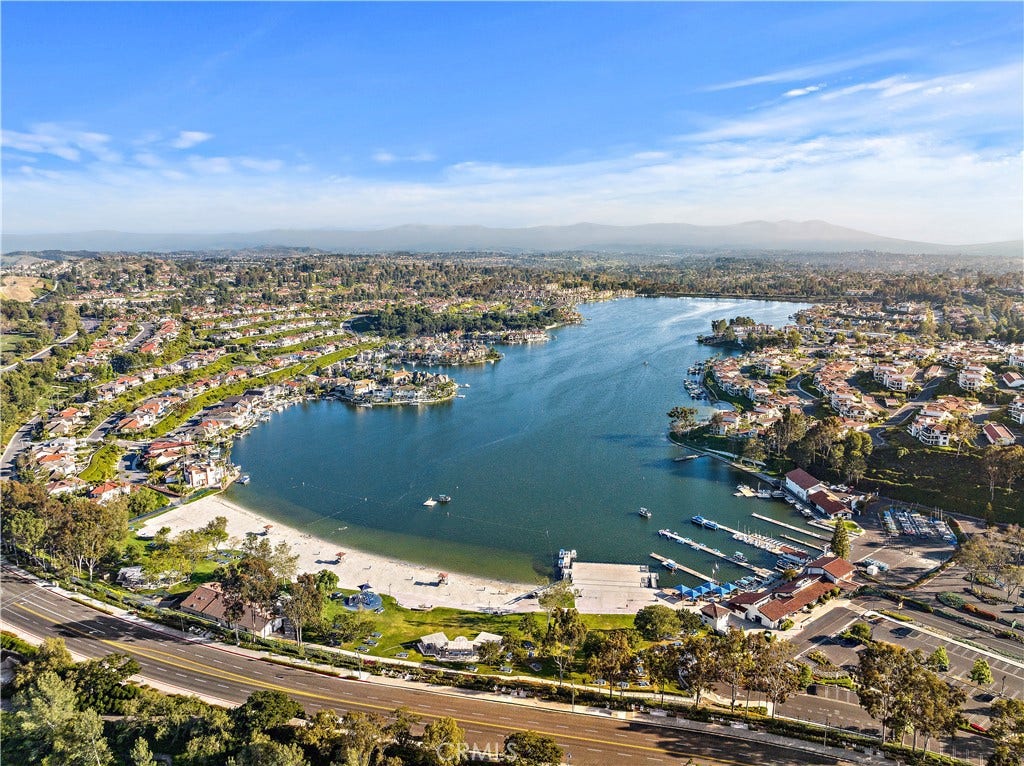 22661 Sweetmeadow, Mission Viejo, CA 92692 22661 Sweetmeadow, Mission Viejo, CA 92692