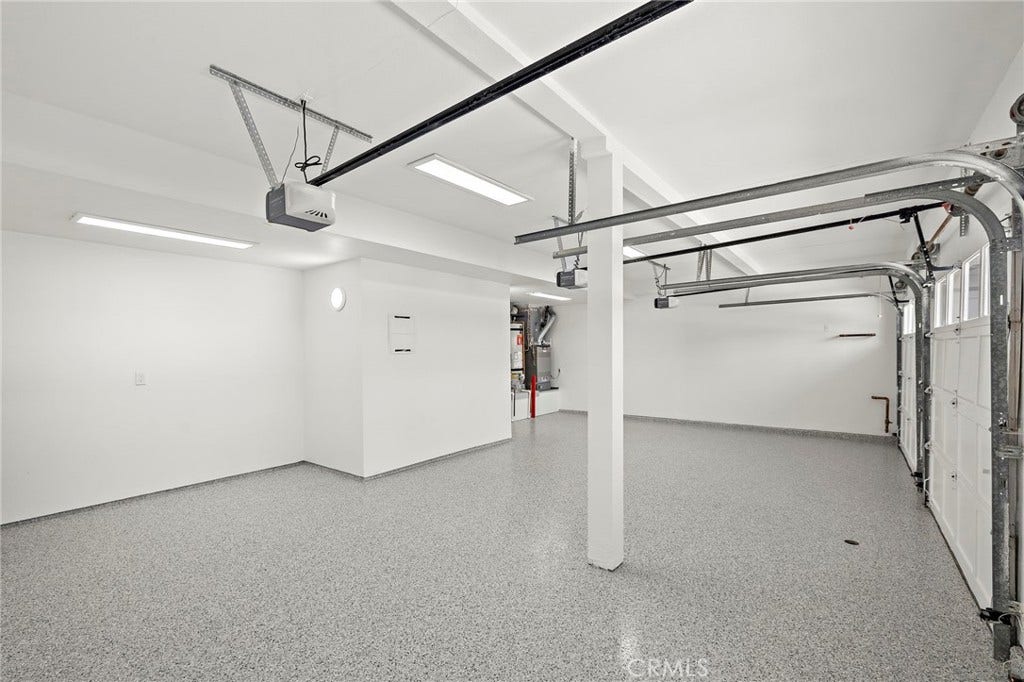 22661 Sweetmeadow, Mission Viejo, CA 92692 Epoxy finished garage