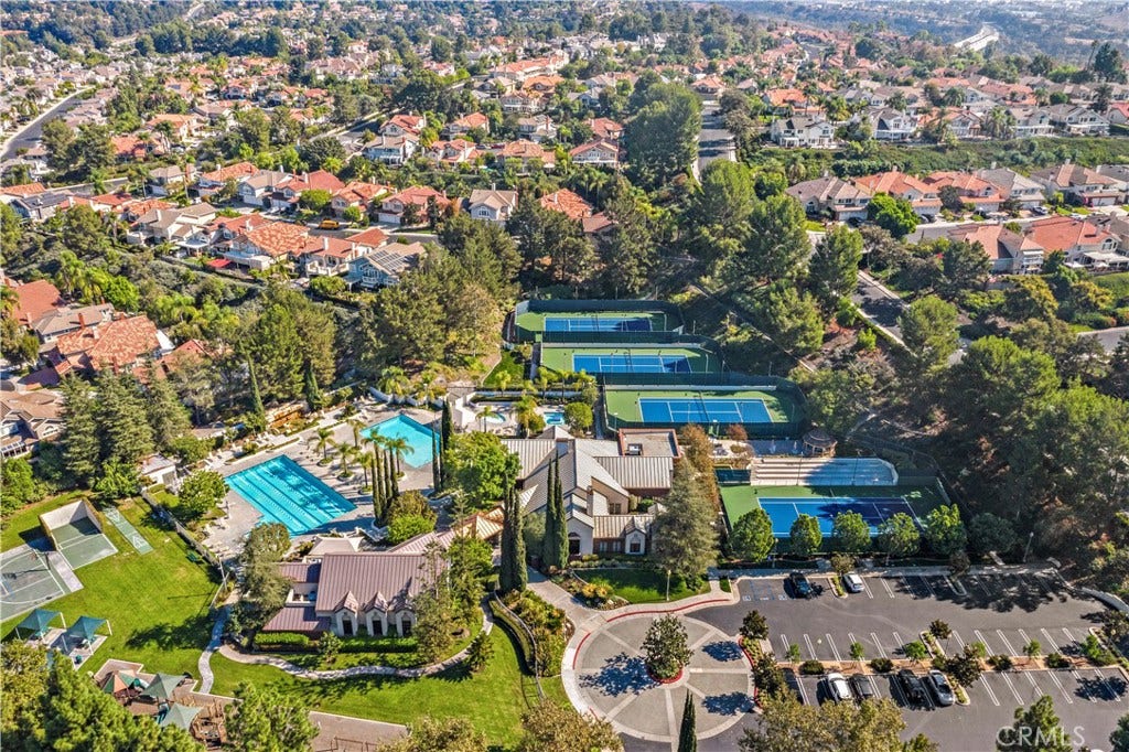 22661 Sweetmeadow, Mission Viejo, CA 92692 22661 Sweetmeadow, Mission Viejo, CA 92692