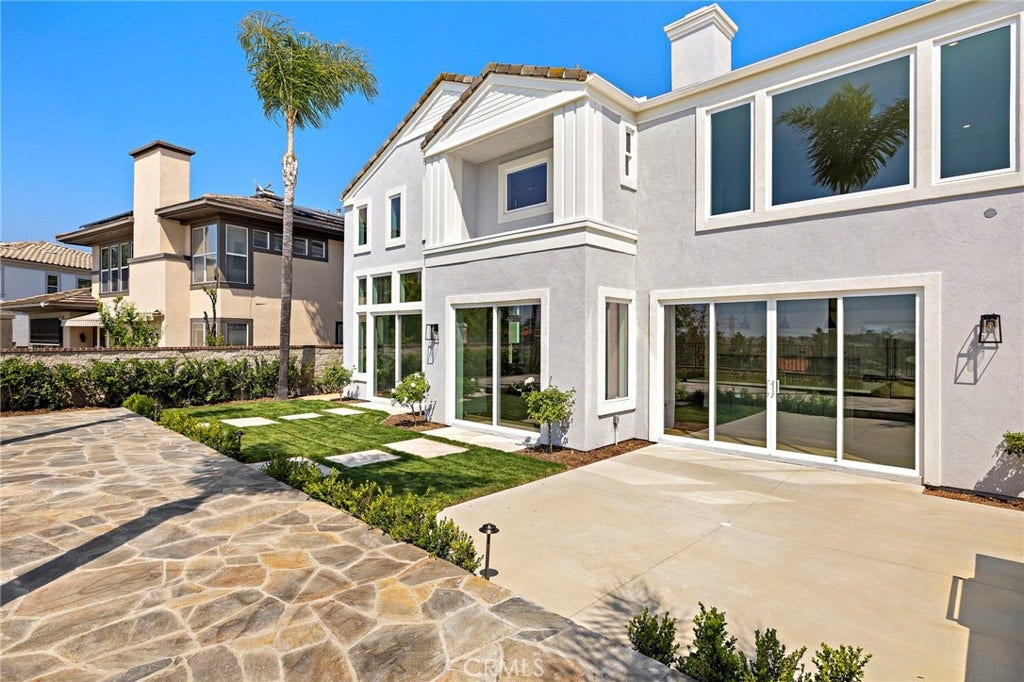 22661 Sweetmeadow, Mission Viejo, CA 92692 22661 Sweetmeadow, Mission Viejo, CA 92692
