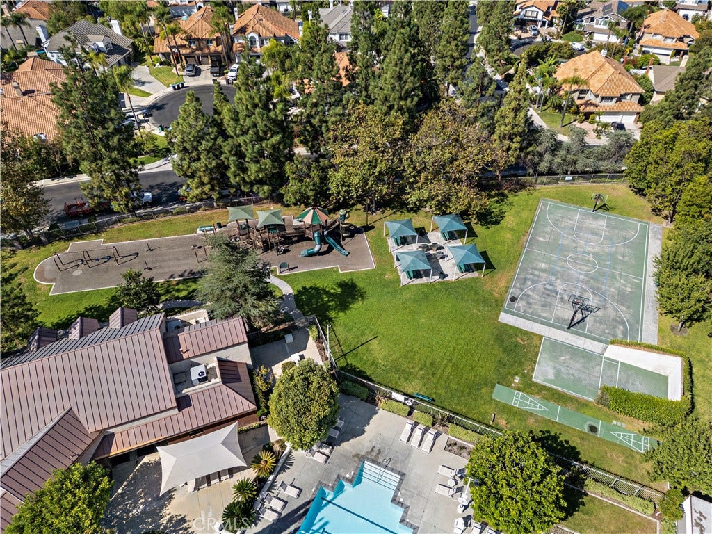 22661 Sweetmeadow, Mission Viejo, CA 92692 22661 Sweetmeadow, Mission Viejo, CA 92692