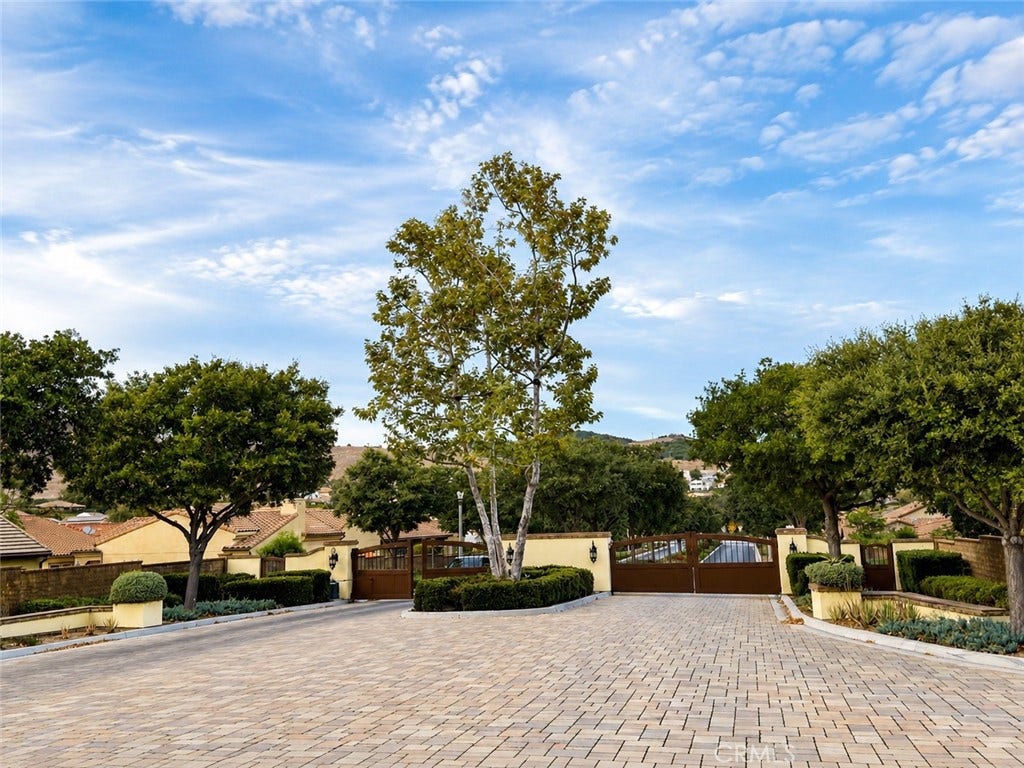 82 Galan, Rancho Mission Viejo, CA 92694 82 Galan, Rancho Mission Viejo, CA 92694