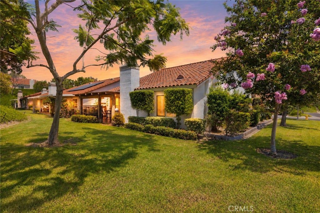 28311 Yanez, Mission Viejo, CA 92692 28311 Yanez, Mission Viejo, CA 92692