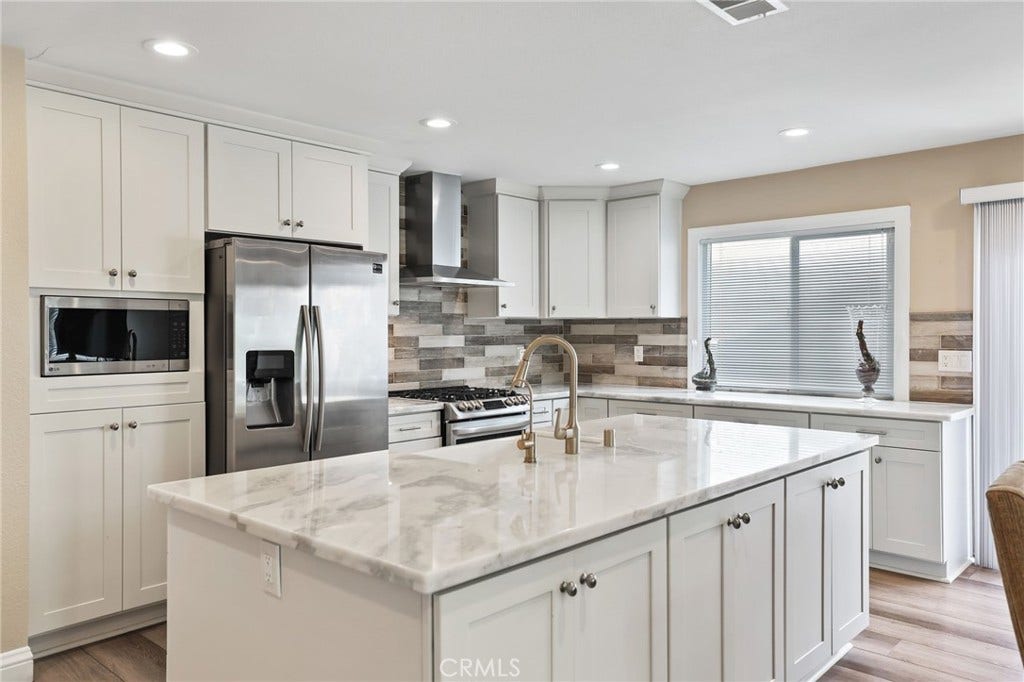 28275 Zurburan, Mission Viejo, CA 92692 28275 Zurburan, Mission Viejo, CA 92692