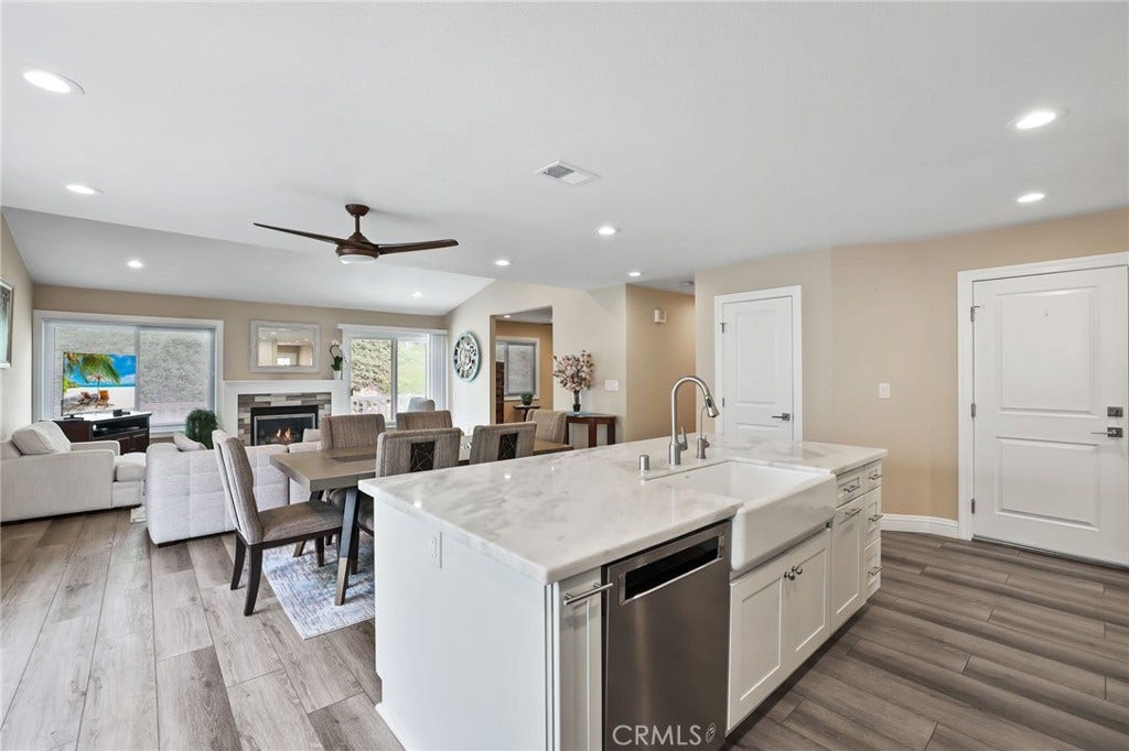 28275 Zurburan, Mission Viejo, CA 92692 28275 Zurburan, Mission Viejo, CA 92692