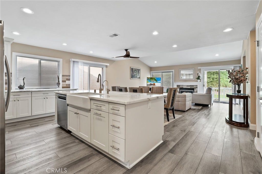 28275 Zurburan, Mission Viejo, CA 92692 28275 Zurburan, Mission Viejo, CA 92692